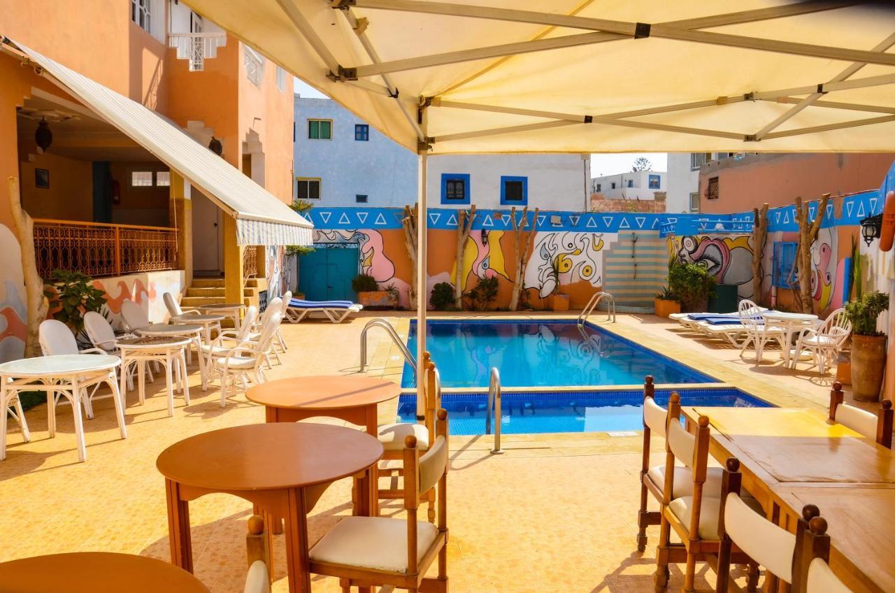 Hotel Auberge Du Littoral Аурир Экстерьер фото