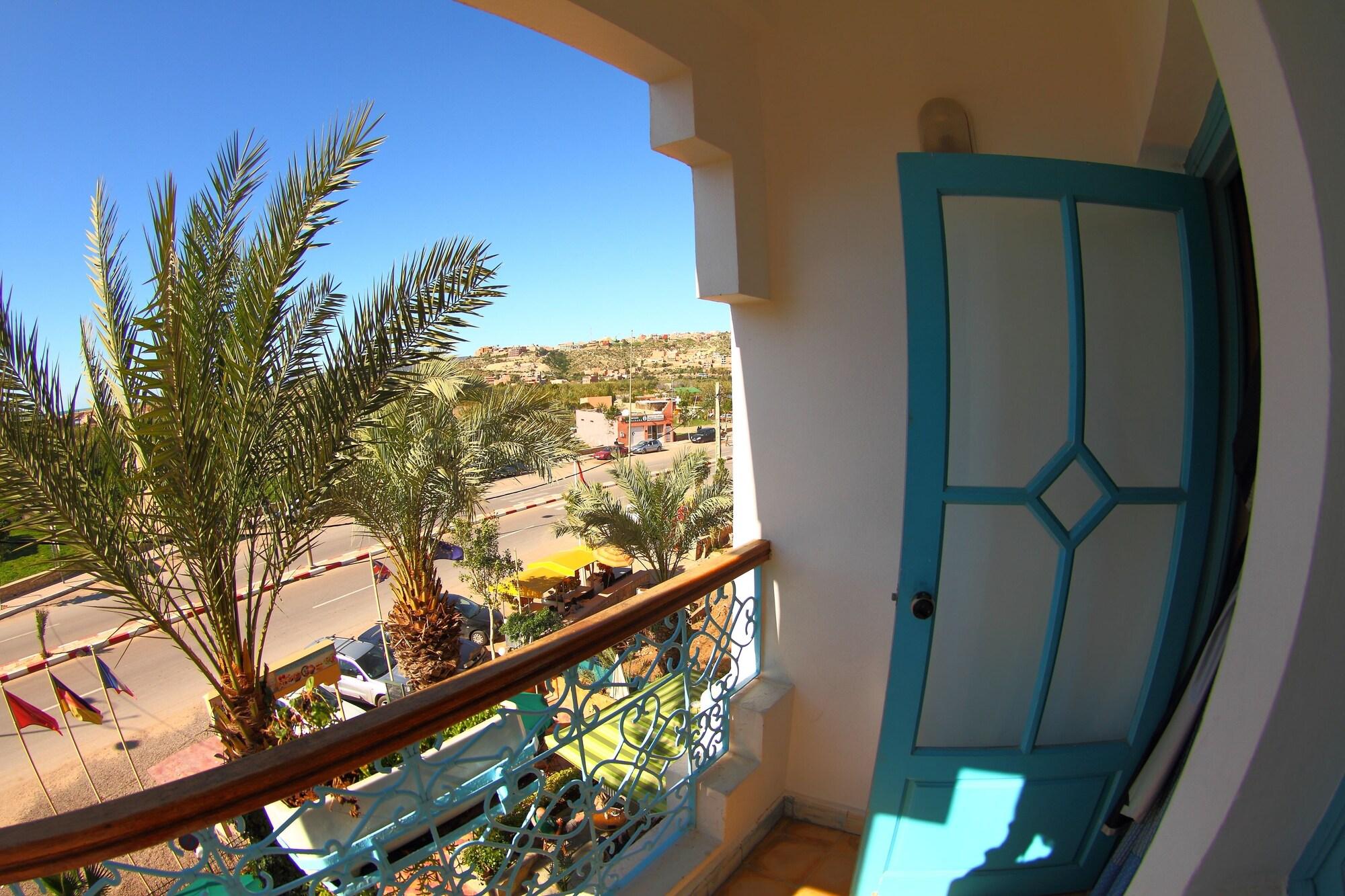 Hotel Auberge Du Littoral Аурир Экстерьер фото