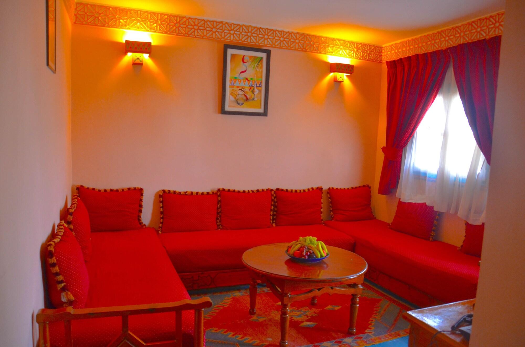 Hotel Auberge Du Littoral Аурир Экстерьер фото