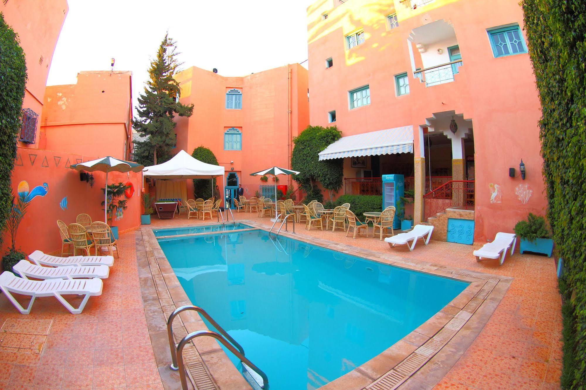 Hotel Auberge Du Littoral Аурир Экстерьер фото