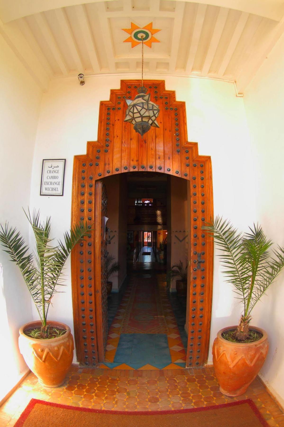 Hotel Auberge Du Littoral Аурир Экстерьер фото